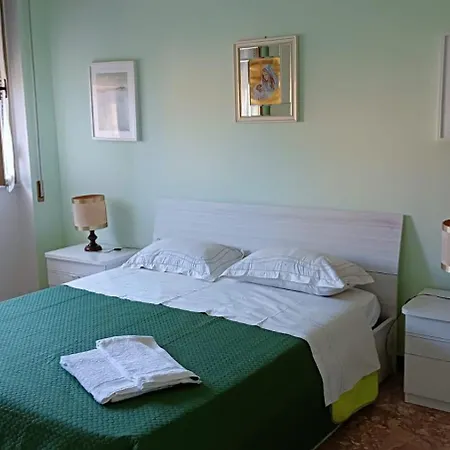 Holiday home Domus Mares Lu Bagnu